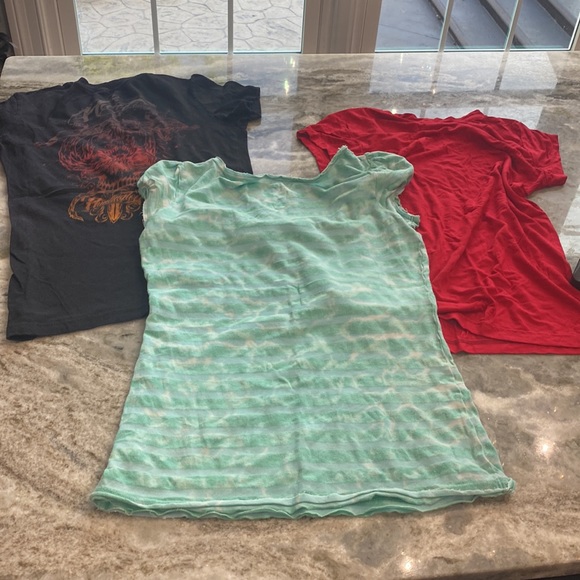 Roxy and other tee - Picture 2 of 4